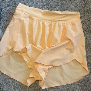 Lululemon size 6 fast and free? Shorts.